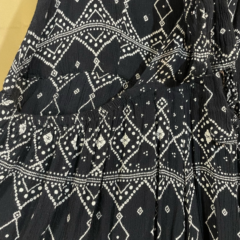 Ripcurl Romper With Pockets Size Medium - image 7